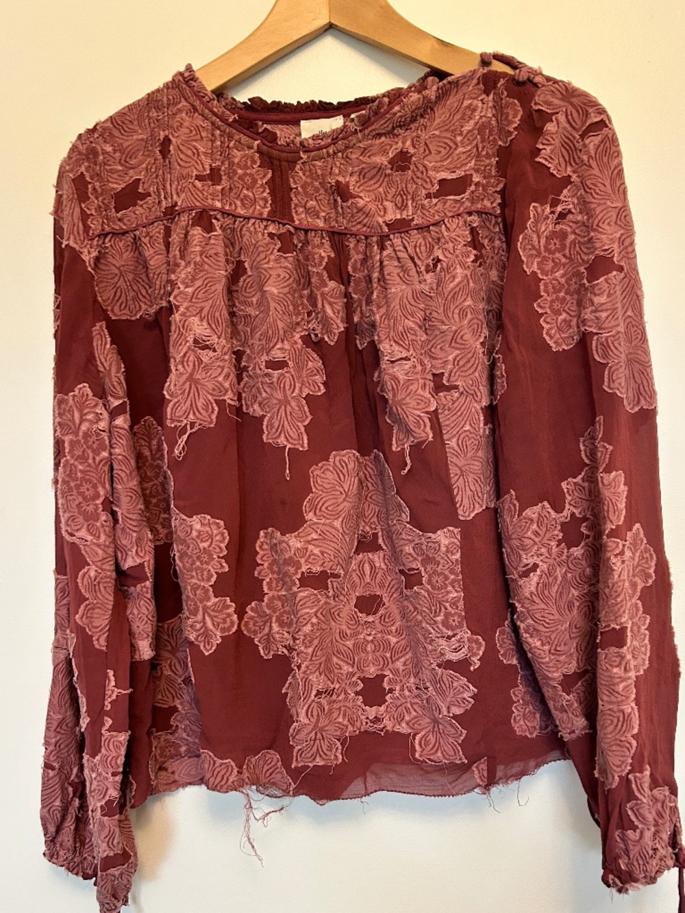 Aritzia Wilfred Lourdes Patchy Raw Ethereal Blouse M Burgundy Peasant Floral